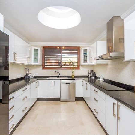 Casa Holmston, Duplex Villa With Hot Tub In Anfi Tauro Topaz Mogan Ngoại thất bức ảnh